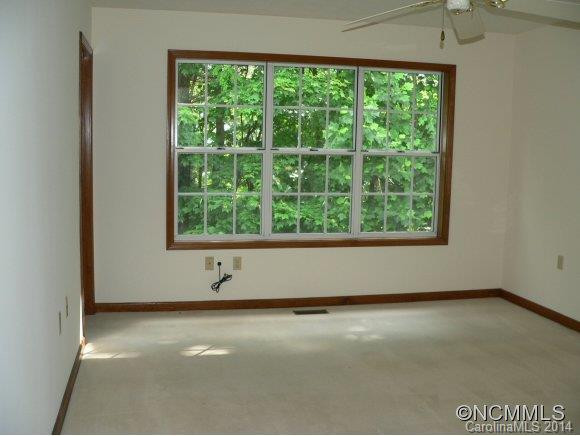 349 Laurel Park Place - Photo 11