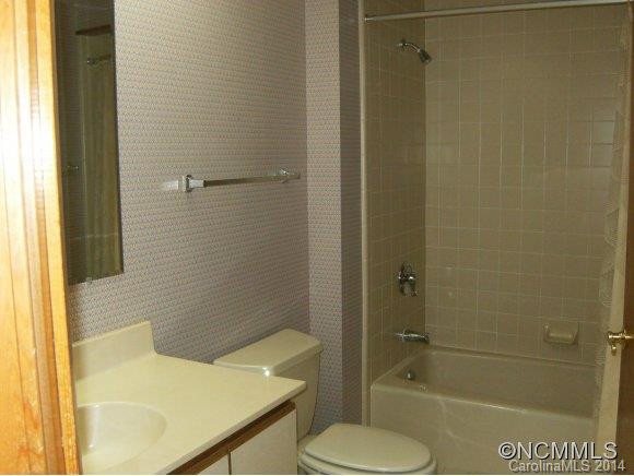 349 Laurel Park Place - Photo 14