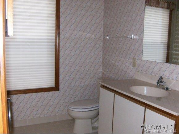349 Laurel Park Place - Photo 18