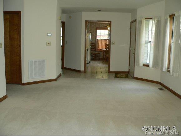 349 Laurel Park Place - Photo 6