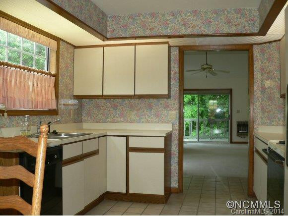 349 Laurel Park Place - Photo 8