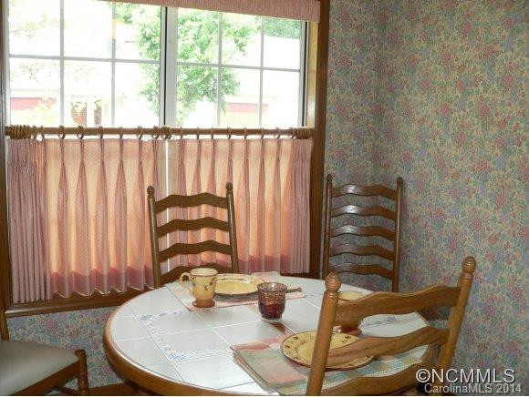 349 Laurel Park Place - Photo 10