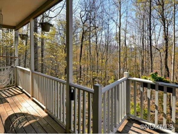 44 SUNSET DR - Photo 2