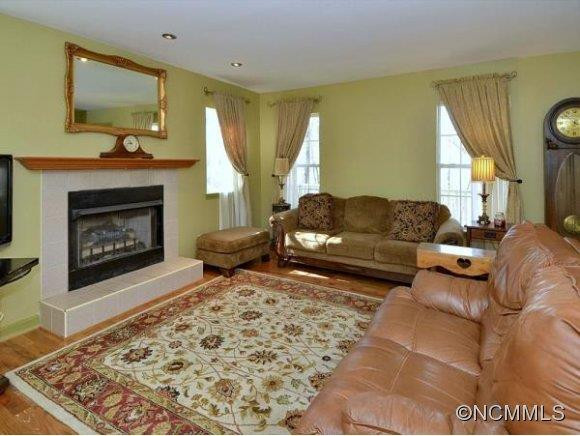 44 SUNSET DR - Photo 3