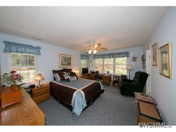 206 Ewarts Hill Road - Photo 6