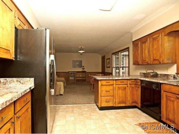 297 EDWARDS STREET - Photo 5