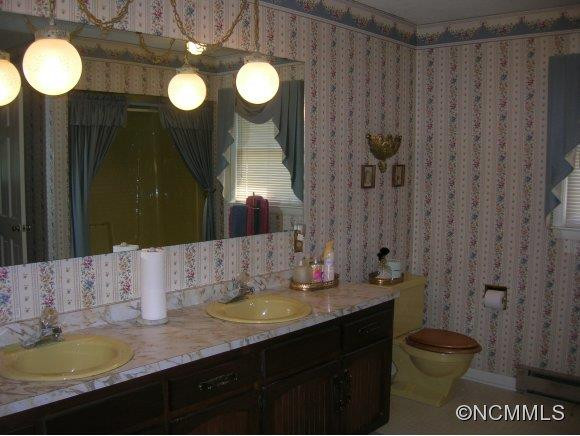 1504 Maple Creek Road - Photo 12