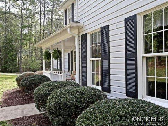 826 MOSS DRIVE - Photo 2