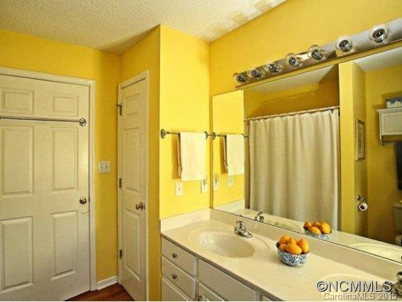 826 MOSS DRIVE - Photo 18