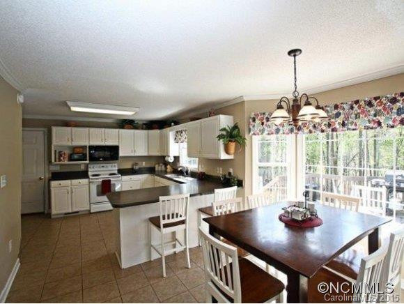 826 MOSS DRIVE - Photo 8