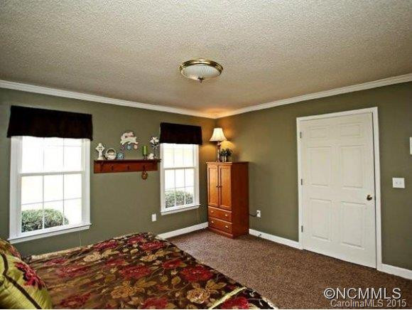 826 MOSS DRIVE - Photo 9