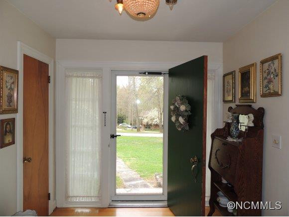 202 Childs Drive - Photo 2