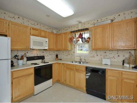 1003 WOODLEA COURT - Photo 7