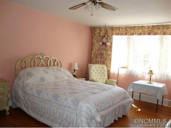 1609 Kanuga Road - Photo 14