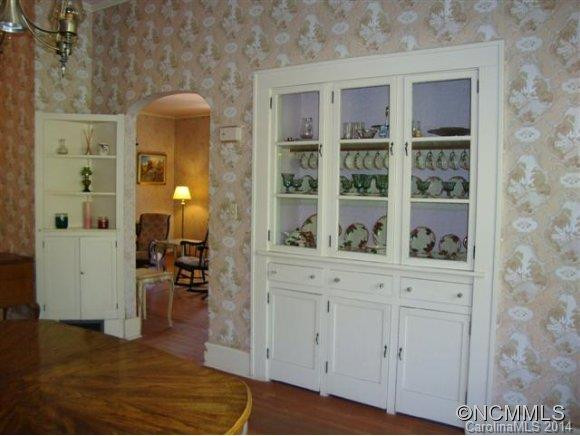 1609 Kanuga Road - Photo 9