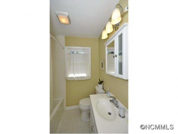 8 PHEASANT DR - Photo 11