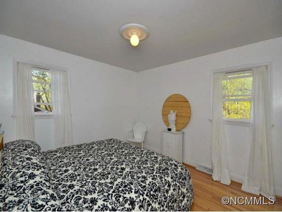 8 PHEASANT DR - Photo 12