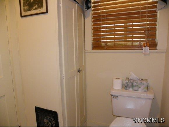 102 Jack London Road - Photo 14