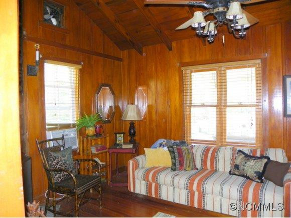 102 Jack London Road - Photo 8