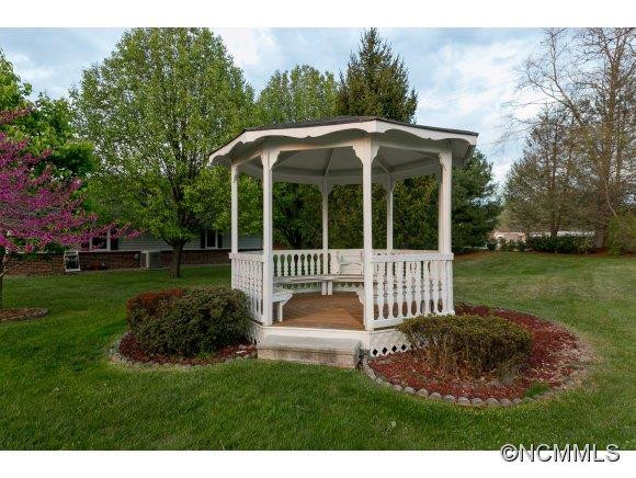 105 Derbyshire Drive - Photo 17