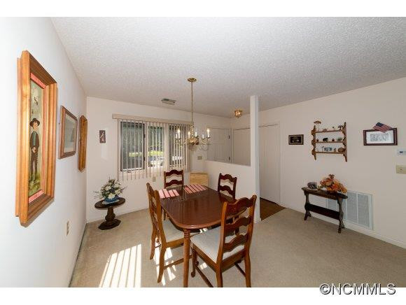105 Derbyshire Drive - Photo 7