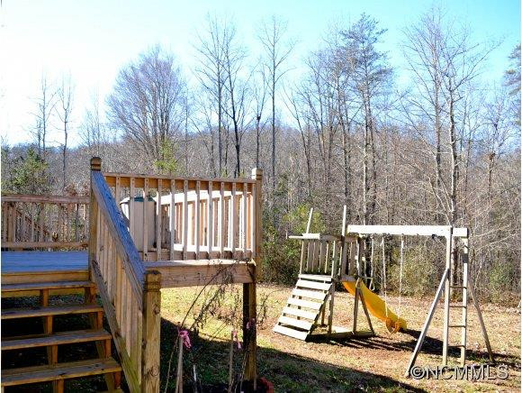 260 Breezy Hill Drive - Photo 14