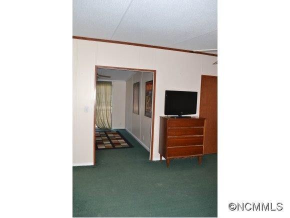 260 Breezy Hill Drive - Photo 7