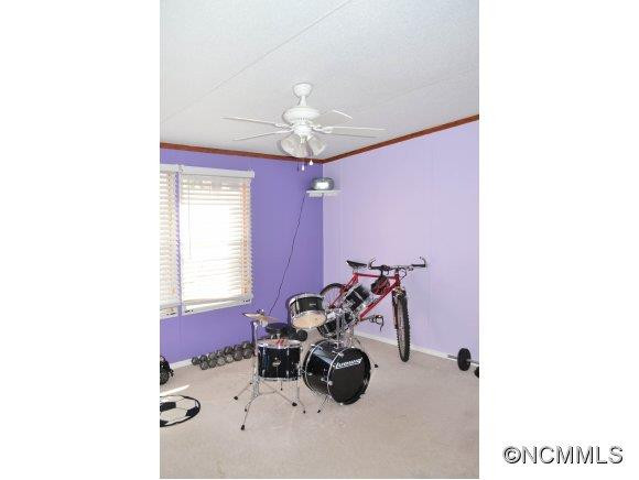 260 Breezy Hill Drive - Photo 9