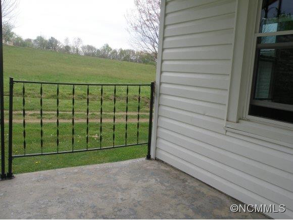 626 Fairview Loop - Photo 12