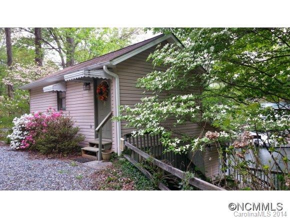 2052 Memorial Highway - Photo 24