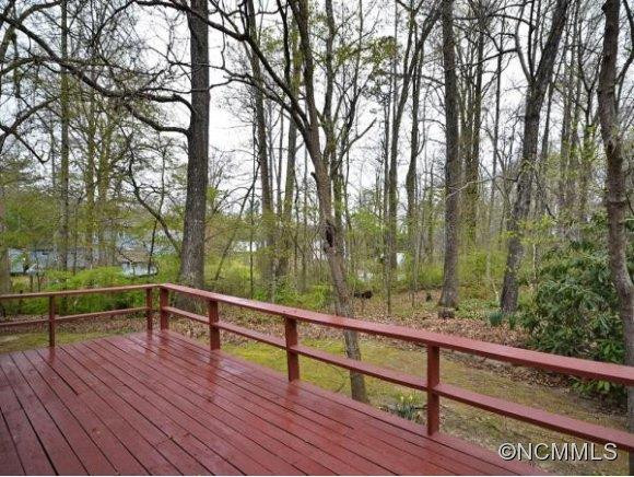 912 ASHLEY LANE - Photo 13