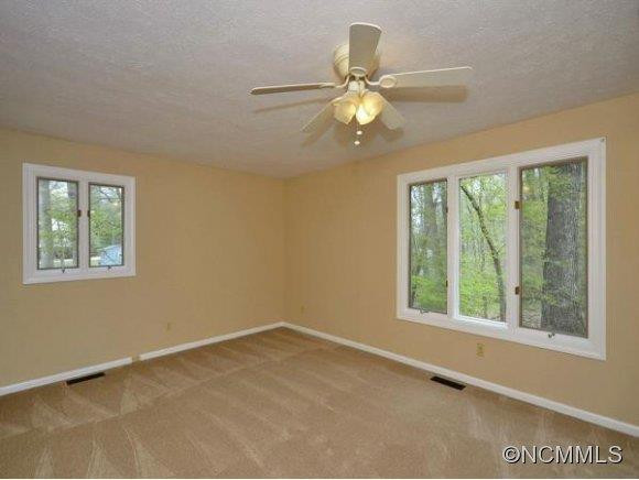 912 ASHLEY LANE - Photo 10