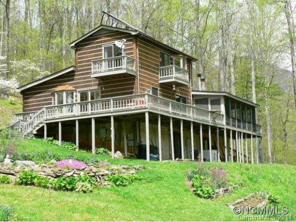 328 Martins Creek Road - Photo 2