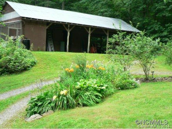 328 Martins Creek Road - Photo 3