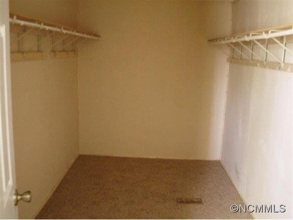 370 Robinson Creek Road - Photo 11