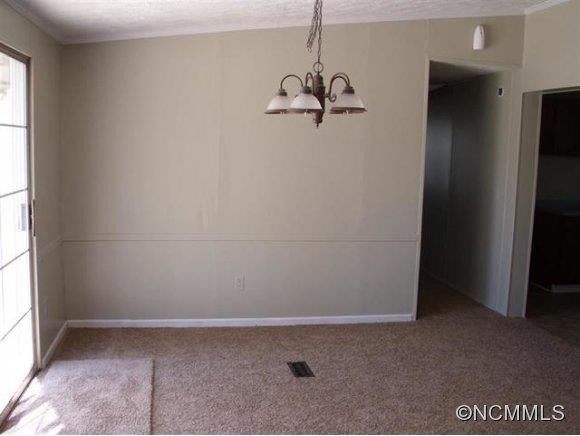 370 Robinson Creek Road - Photo 13