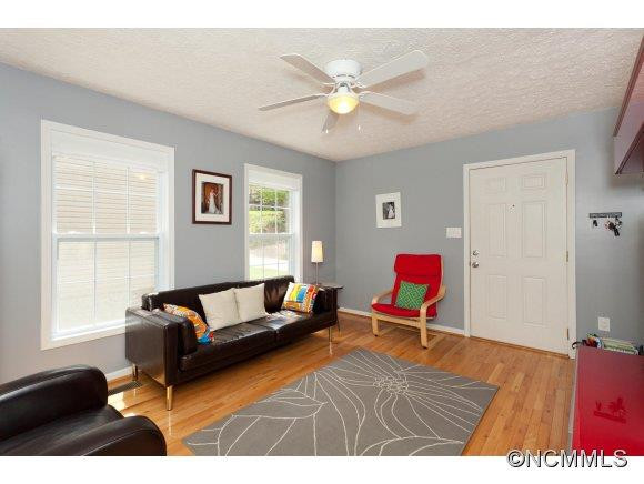 68 Waynesville Ave - Photo 5