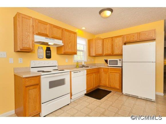 68 Waynesville Ave - Photo 10