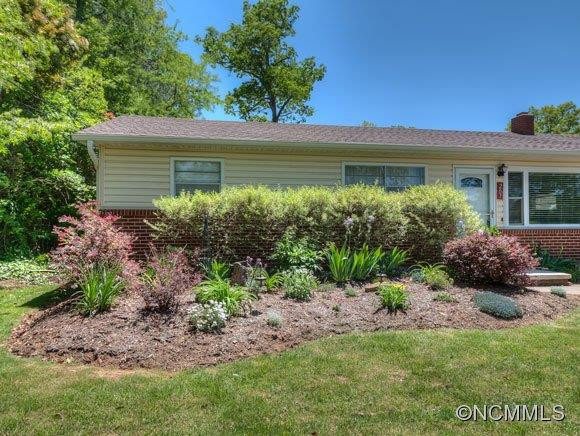 207 Sherwood Road - Photo 14