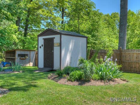 207 Sherwood Road - Photo 20