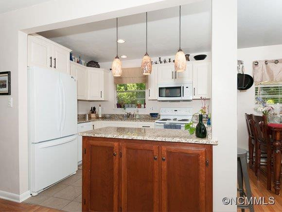 207 Sherwood Road - Photo 7