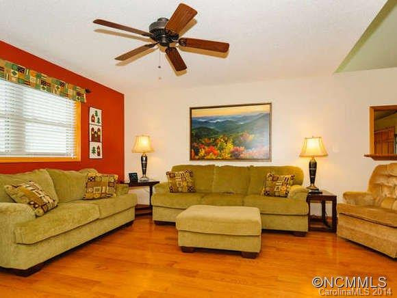 9 Zachary Ridge Road - Photo 2