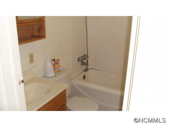 439 Dillard Town - Photo 10