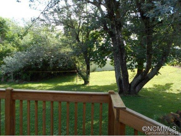 112 CASTLE ROCK DRIVE - Photo 12