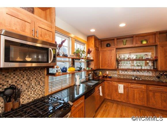 56 Cumberland Avenue - Photo 2