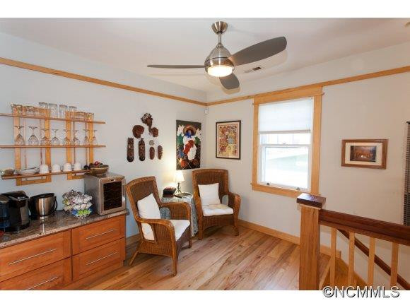 56 Cumberland Avenue - Photo 9