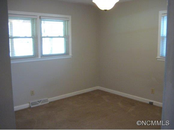 110 Cloverdale Drive - Photo 11
