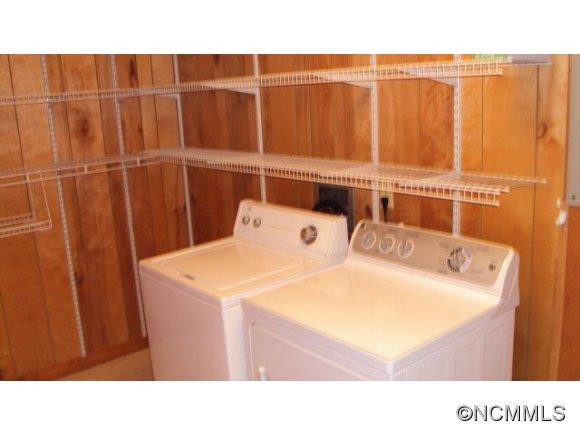 437 Dillard Town - Photo 24