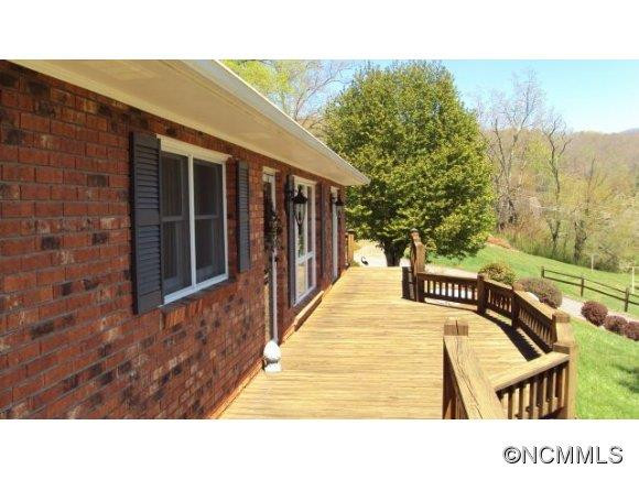 437 Dillard Town - Photo 8