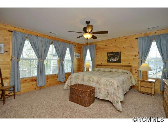 79 Ashworth Avenue - Photo 10